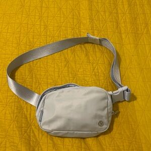 Gently used lululemon belt bag